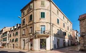 Apartment Queen Teuta In The Heart Of Split Historical Heritage